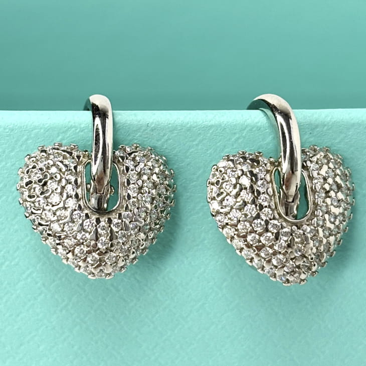 Серьги из серебра с фианитами арт. 94025878