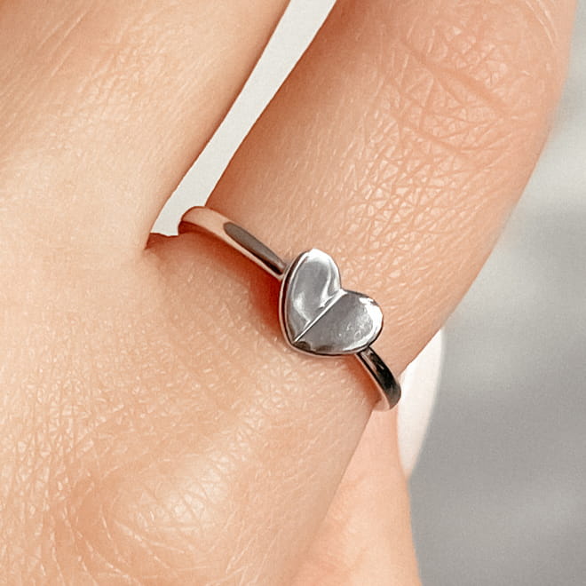 Кольцо из серебра, арт. 94013367 Соколов
