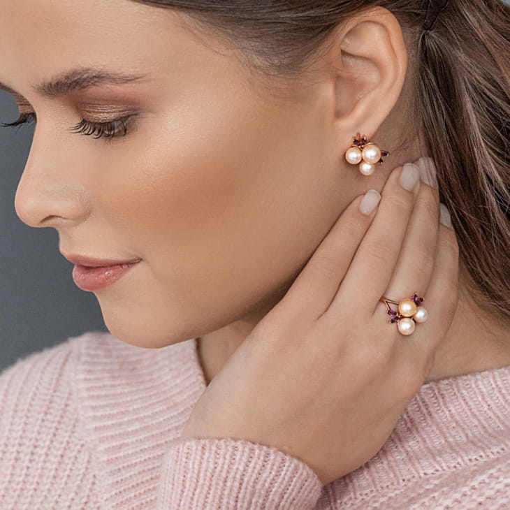 Серьги из золота с жемчугом и родолитом арт. С140-2873М30