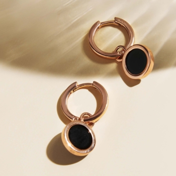 Серьги из золоченного серебра с ониксом арт. Onyx-round-Au