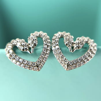 Серьги из серебра с фианитами арт. 94026092